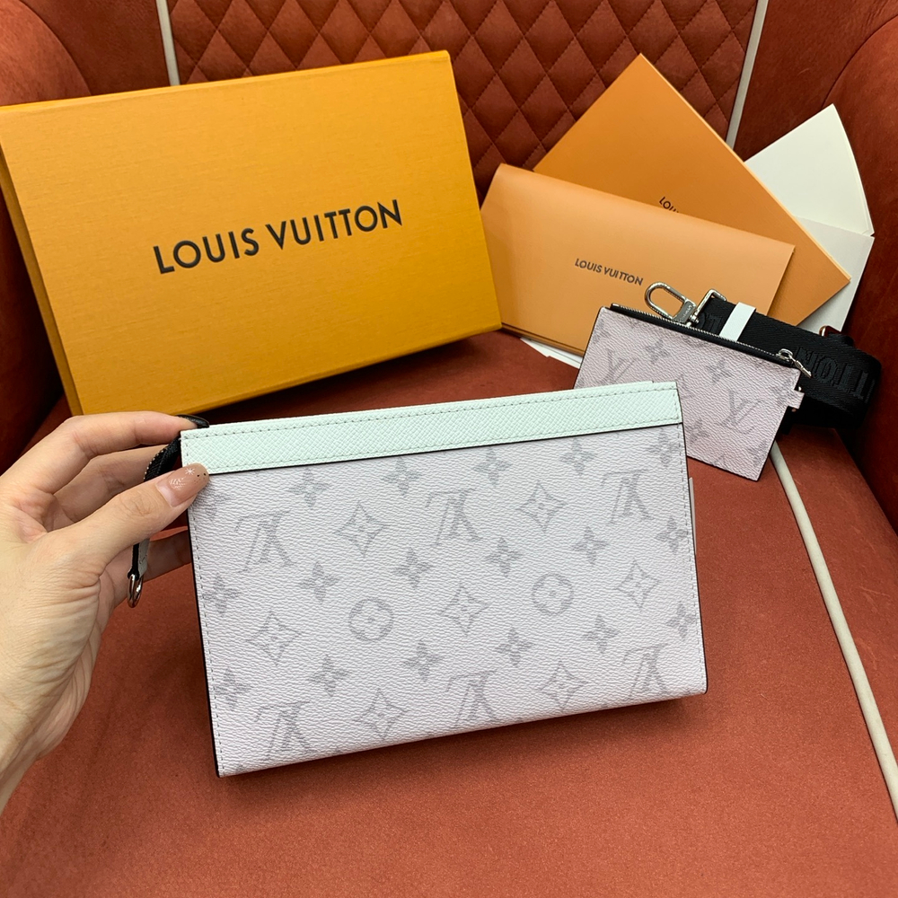 Louis Vuitton Gaston Wearable Wallet
