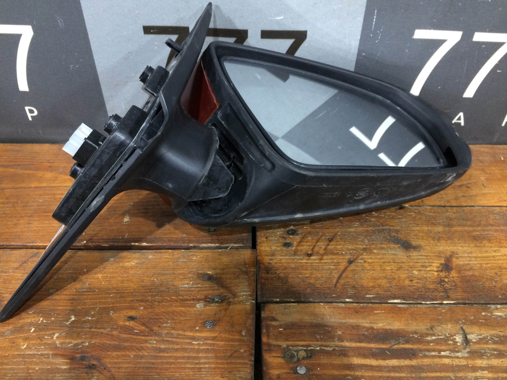 Зеркало правое 6 Pin LADA Vesta 15-нв Б/У Оригинал 8450031702