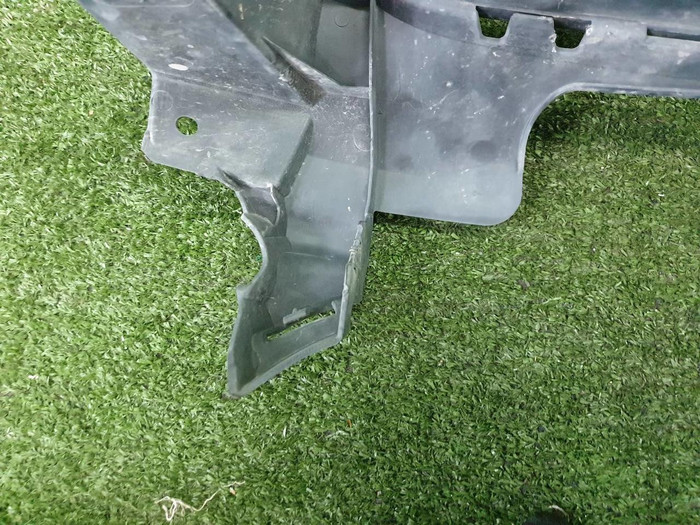 Решетка переднего бампера Porsche Cayenne 3 17-23