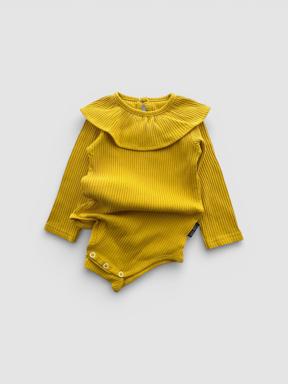 Боди с длинным рукавом в рубчик с оборкой (горчица)