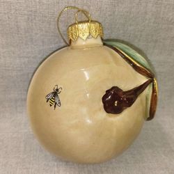 Фарфоровая ёлочная игрушка Киви