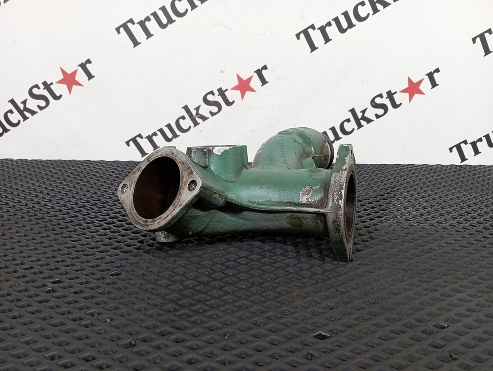 Патрубок системы охлаждения