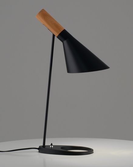 Лампа настольная Moderli V11333-1T Turin