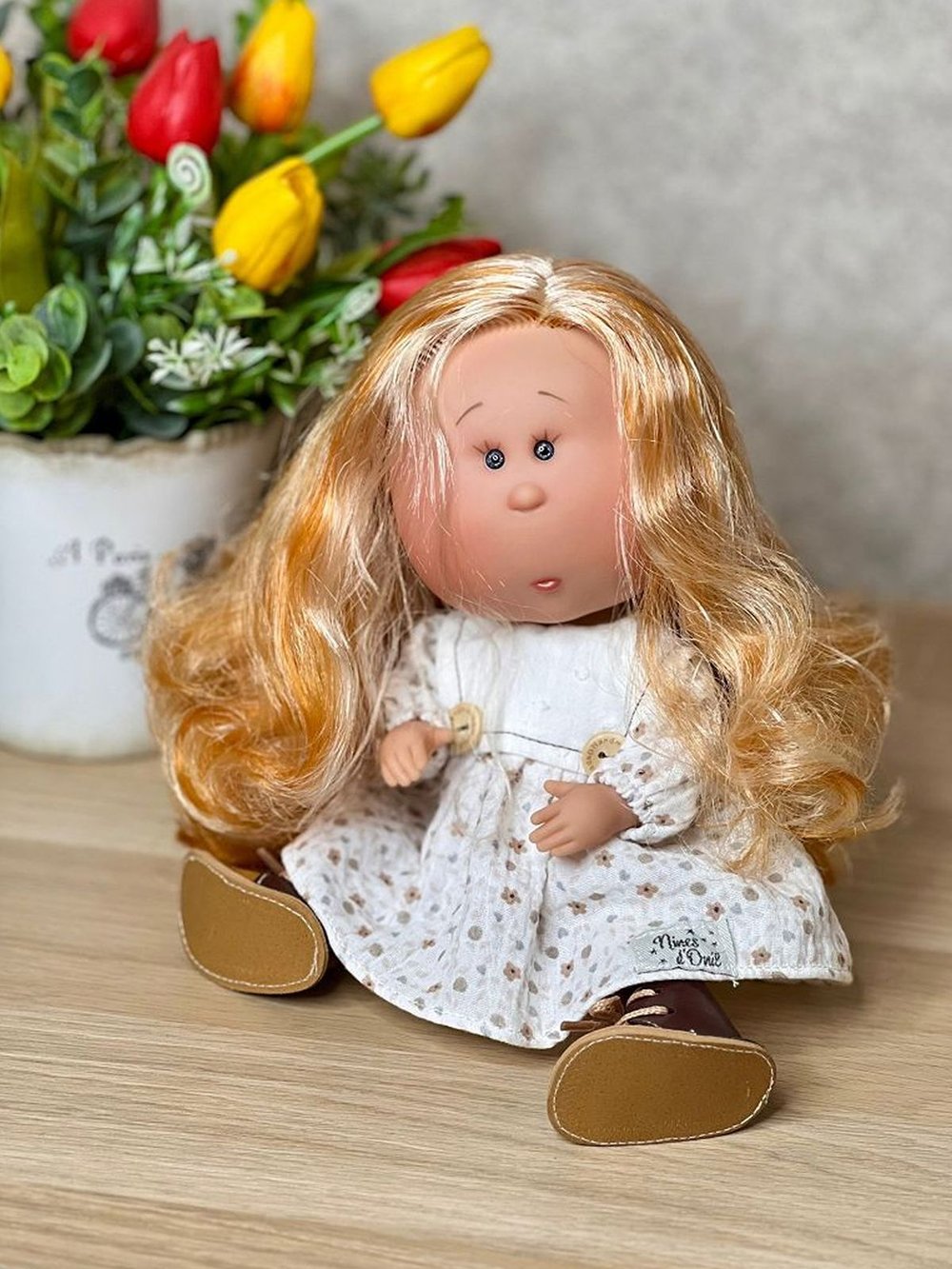 Кукла Nines виниловая 30см MIA CASE шарнирная (3502)