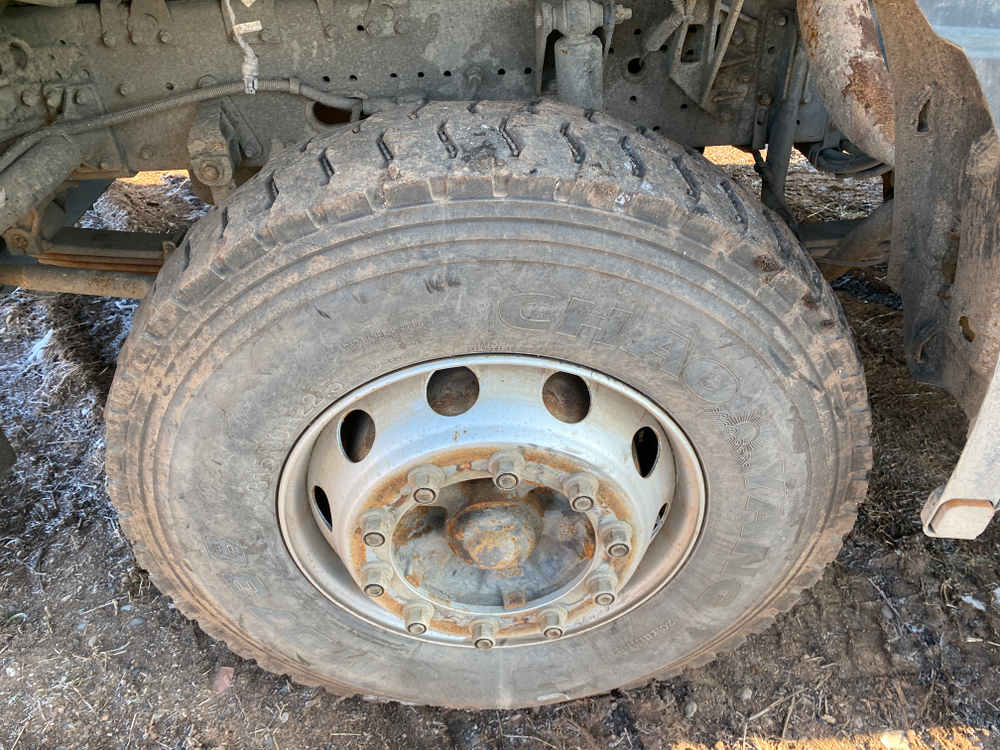 Shacman (Shaanxi) SX* 6x6 Самосвал SX32586T385 (Дизельный, 11,6 л, 369 л.с., МТ)