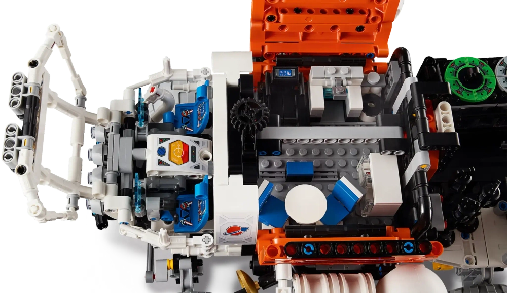 Конструктор LEGO Technic 42180 Марсоход для исследований