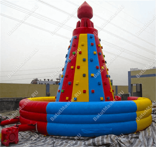 Скалодром "Покоритель вершин" 7*7*6 м