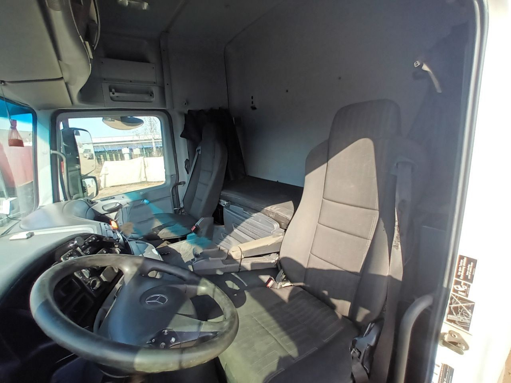 Mercedes-Benz ACTROS 4x2 Седельный тягач 1841 LS (Дизельный, 12 л, 408 л.с., АТ)