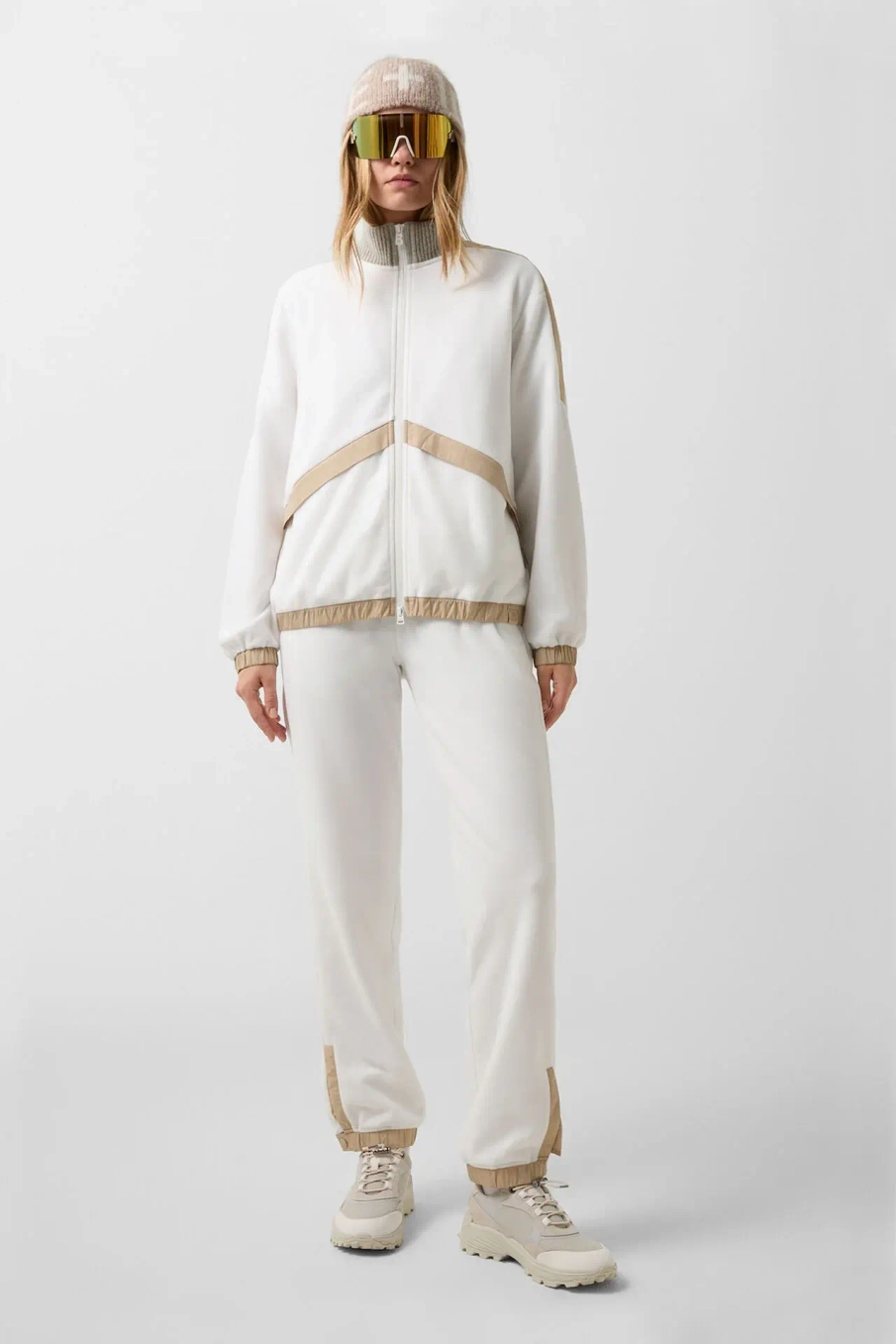 Толстовка BOGNER FIRE+ICE LIVA в молочном цвете