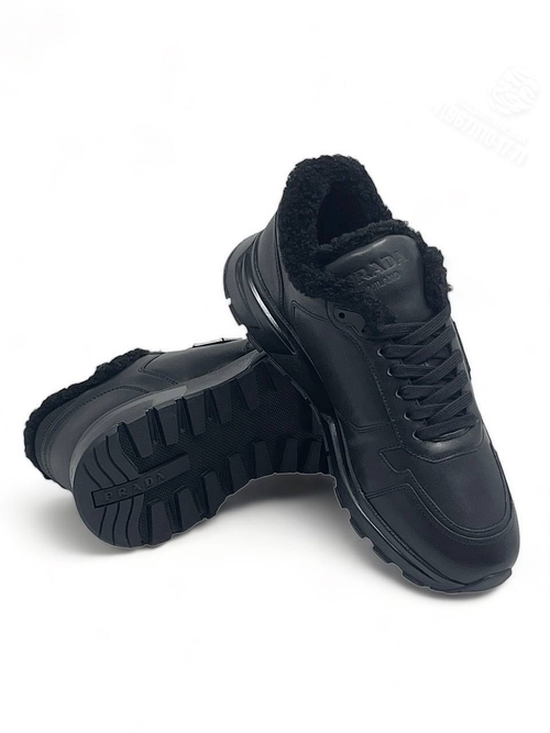 Кроссовки Prada