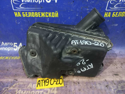 Корпус воздушного фильтра TOYOTA CARINA E 1995