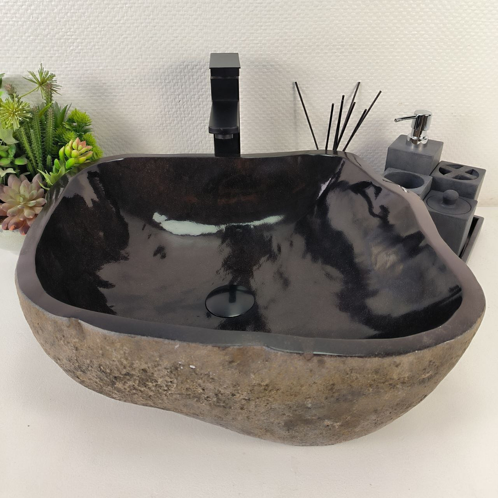 Раковина из речного камня RS-64906 51*45*15 0857