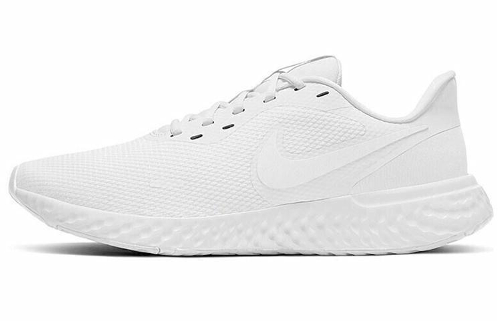 Кроссовки Nike Revolution 5