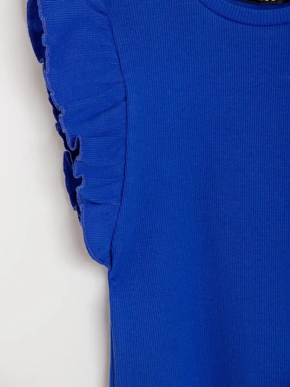 Костюм для девочки с юбкой