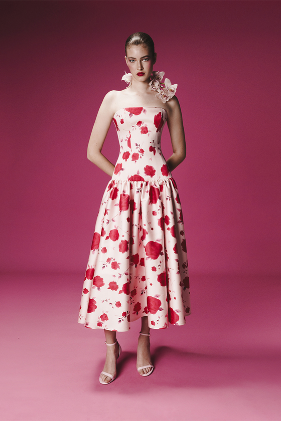 Принтованное платье миди с объемной юбкой