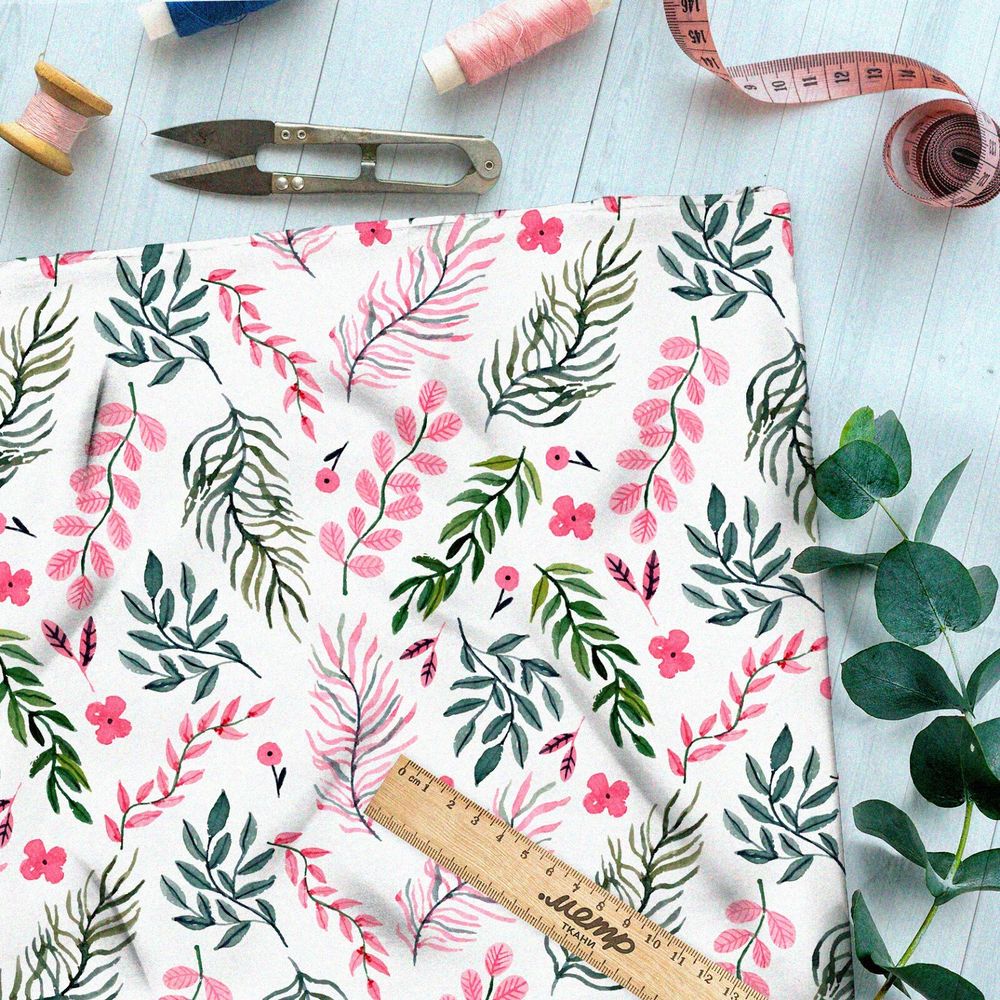 Ткань таффета розовые и зелёные листья на бежевом фоне