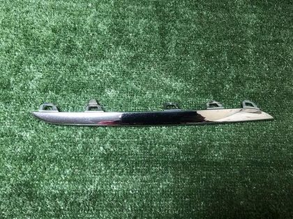 Молдинг решетки радиатора Mercedes V w447 (14-нв)