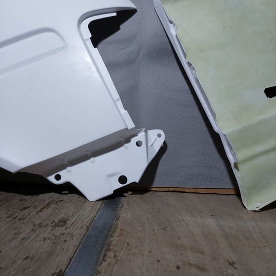 Крылья стеклопластиковые передние для Volkswagen LT