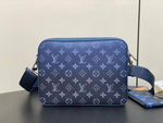 Сумка-мессенджер Louis Vuitton