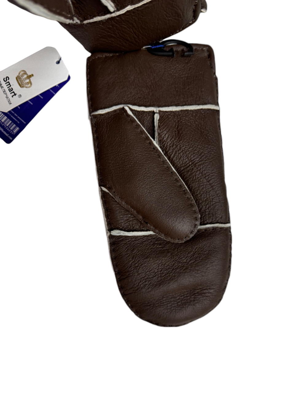 Варежки . Женские. Материал верха: Дубленка высокого качества. Подклад: Дубленка. В упаковке 10 шт, разные цвета.