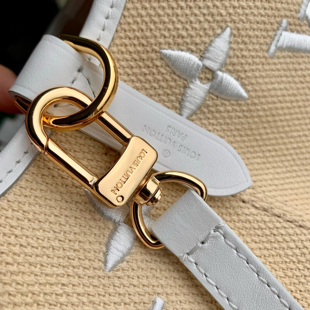 Louis Vuitton NeoNoe MM