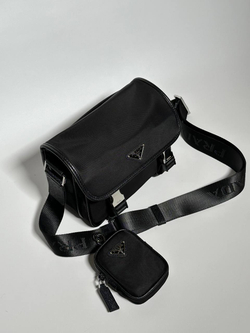 Сумка-мессенджер Prada
