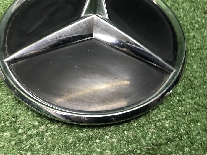 Эмблема решетки радиатора Mercedes GLE V167 18-24