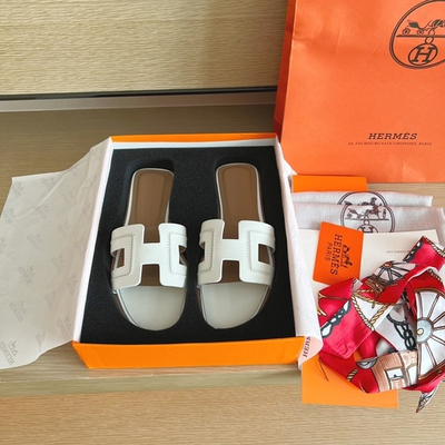 Hermes Oran Sandal