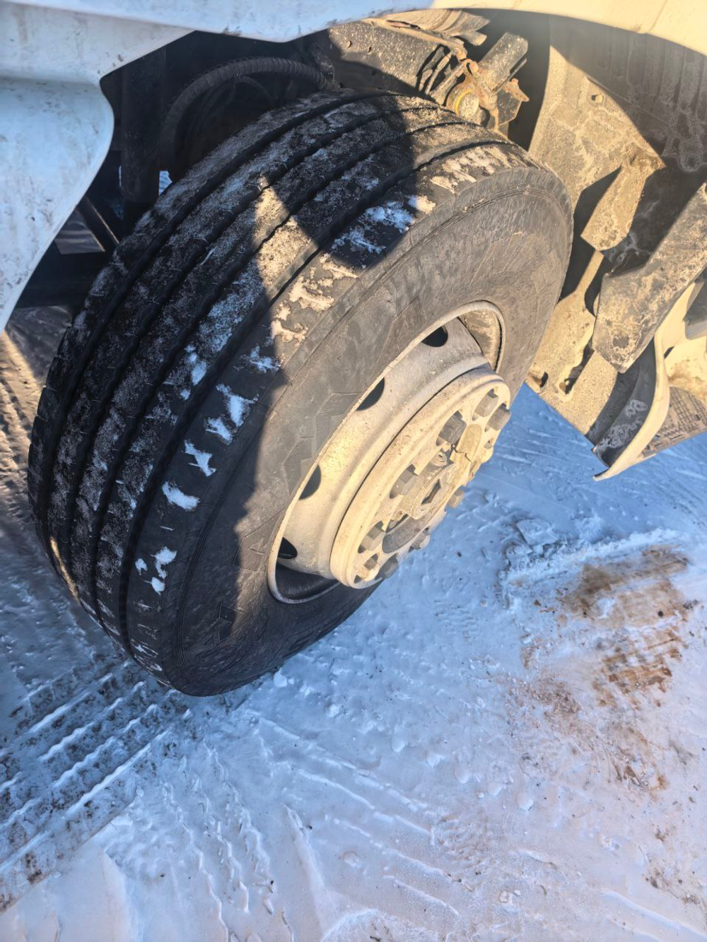 VALDAI 45 4x2 Седельный тягач FB2R13 (Дизельный, 11.8 л, 470 л.с. АТ)