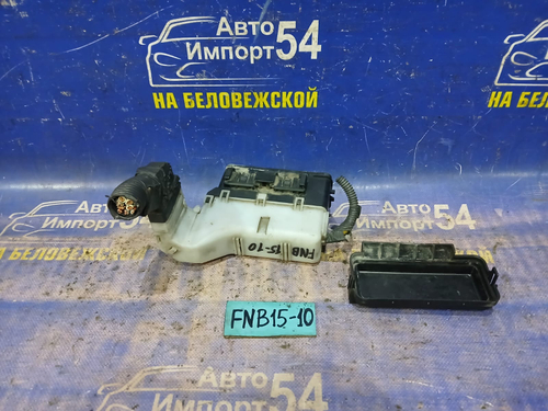 Блок предохранителей подкапотный NISSAN SUNNY 2000