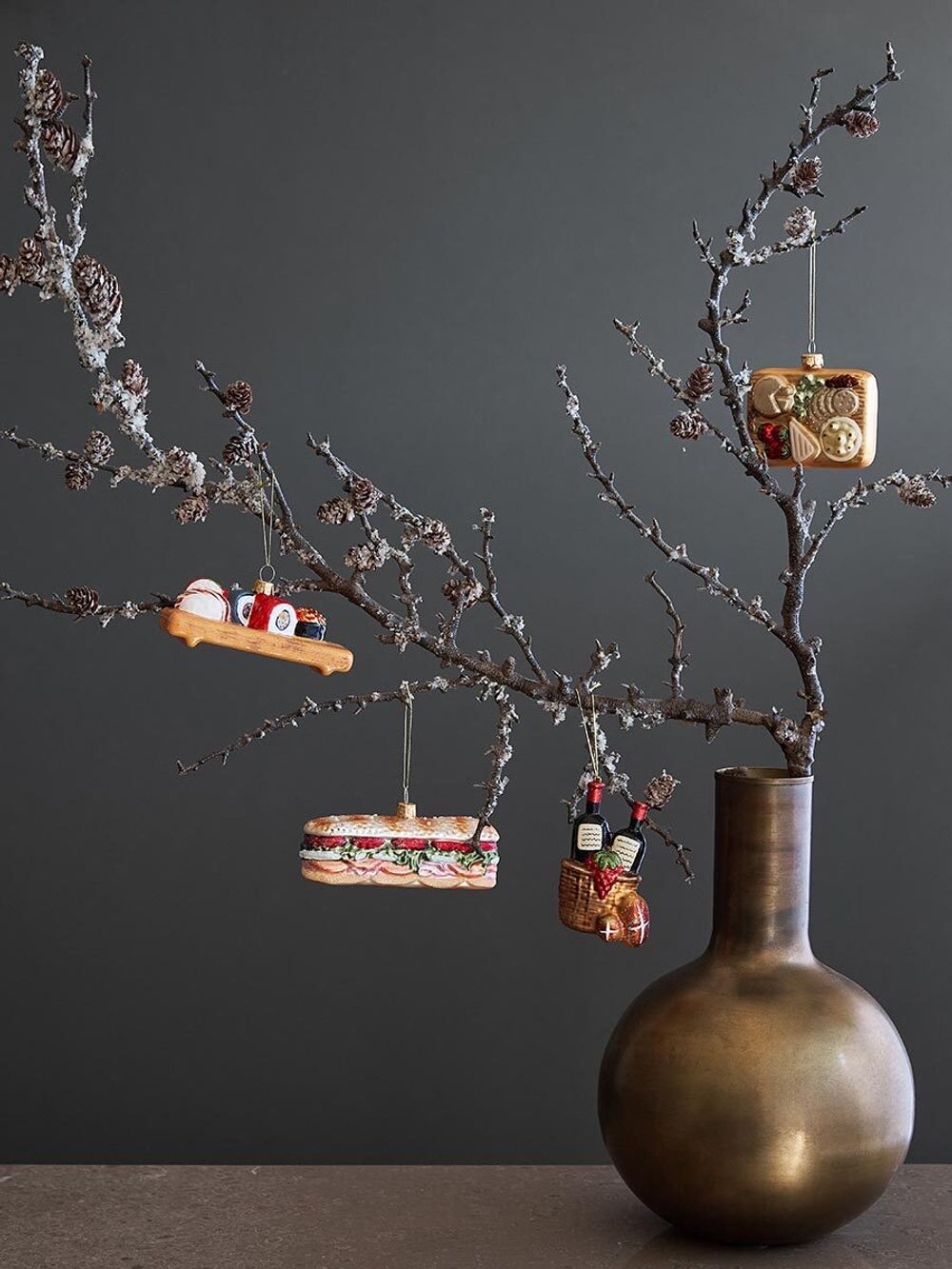 Набор ёлочных украшений Christmas feast из коллекции New Year Essential, 4 шт.