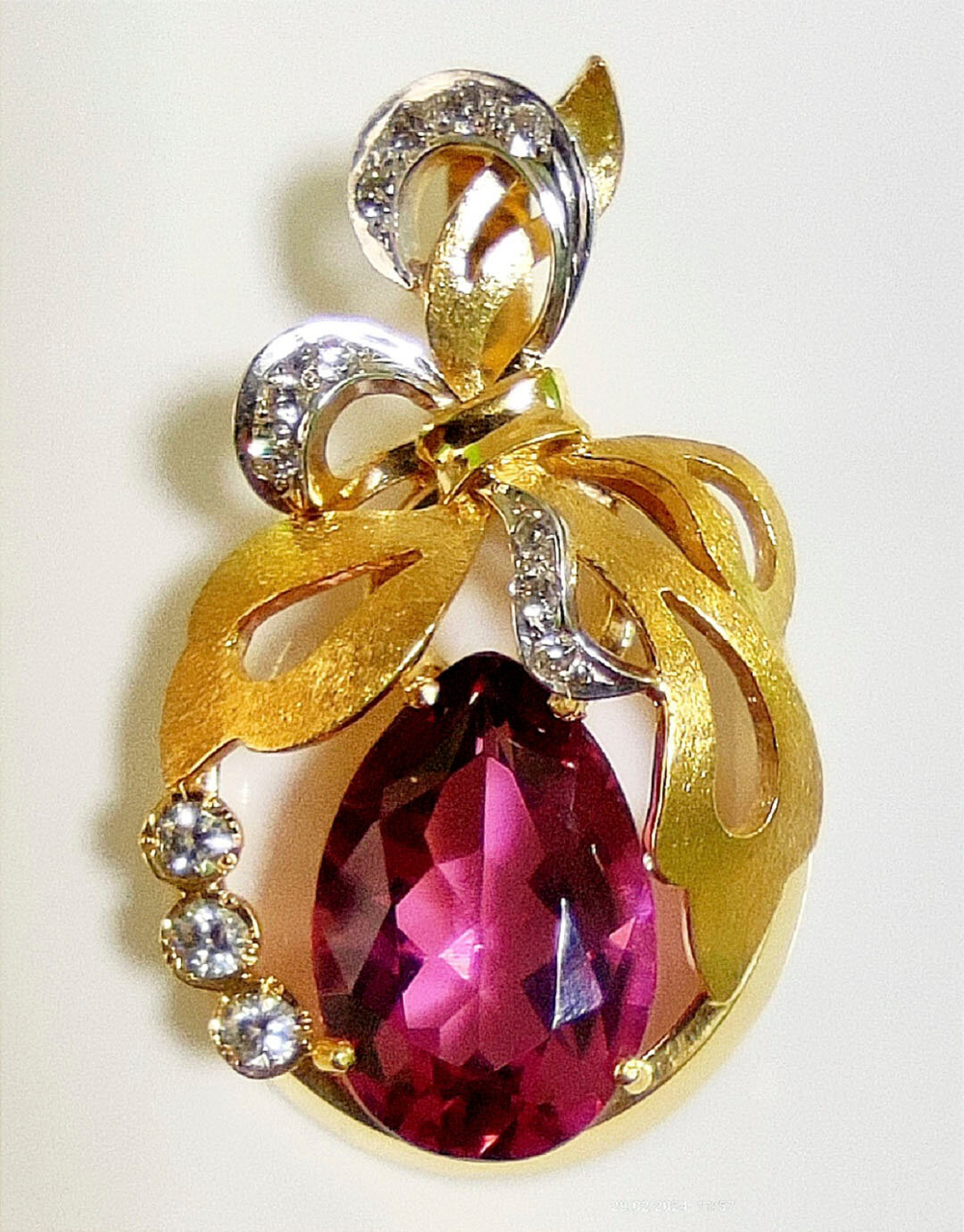 Подвеска Эстерелла золото 750, турмалин, бриллианты