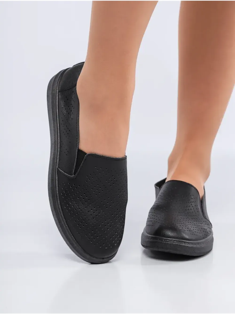 Мокасины летние с перфорацией