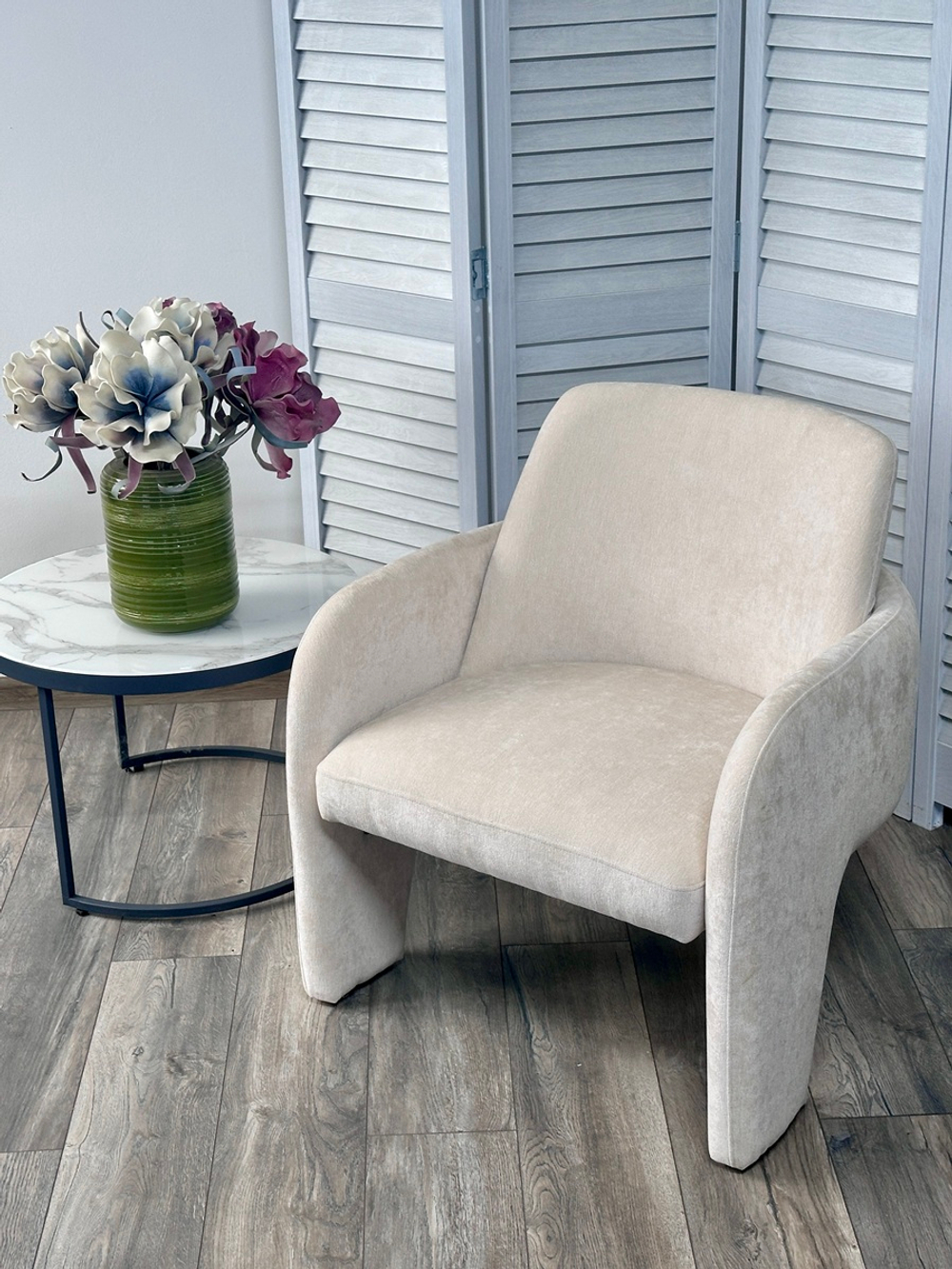 Кресло CUBE AT5139-09 Св. бежевый, ткань/каркас металл в тканевой обивке AT5139-09 ®DISAUR