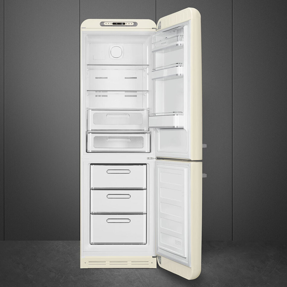 Отдельностоящий двухдверный холодильник Smeg FAB32RCR5