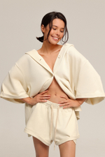 Шорты с отворотами