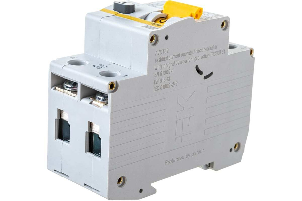 Автоматический выключатель дифференциального тока АВДТ32 B25 10мА IEK