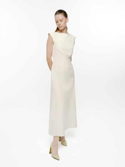 Платье из шерсти без рукавов