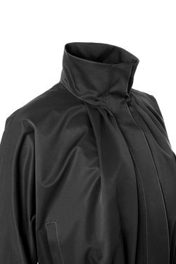 “Air jacket” Ветровка с драпировкой на молнии.