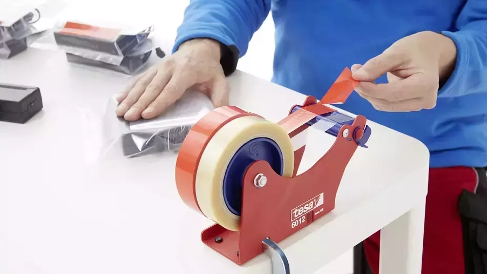 Диспенсер для размотки клейких лент tesa® 6012, настольный