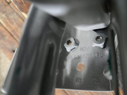 Петля крышки багажника правая Omoda S5 22-нв Б/У Оригинал J606306320FLDY