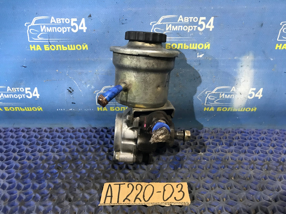 Насос ГУР TOYOTA AVENSIS 1999