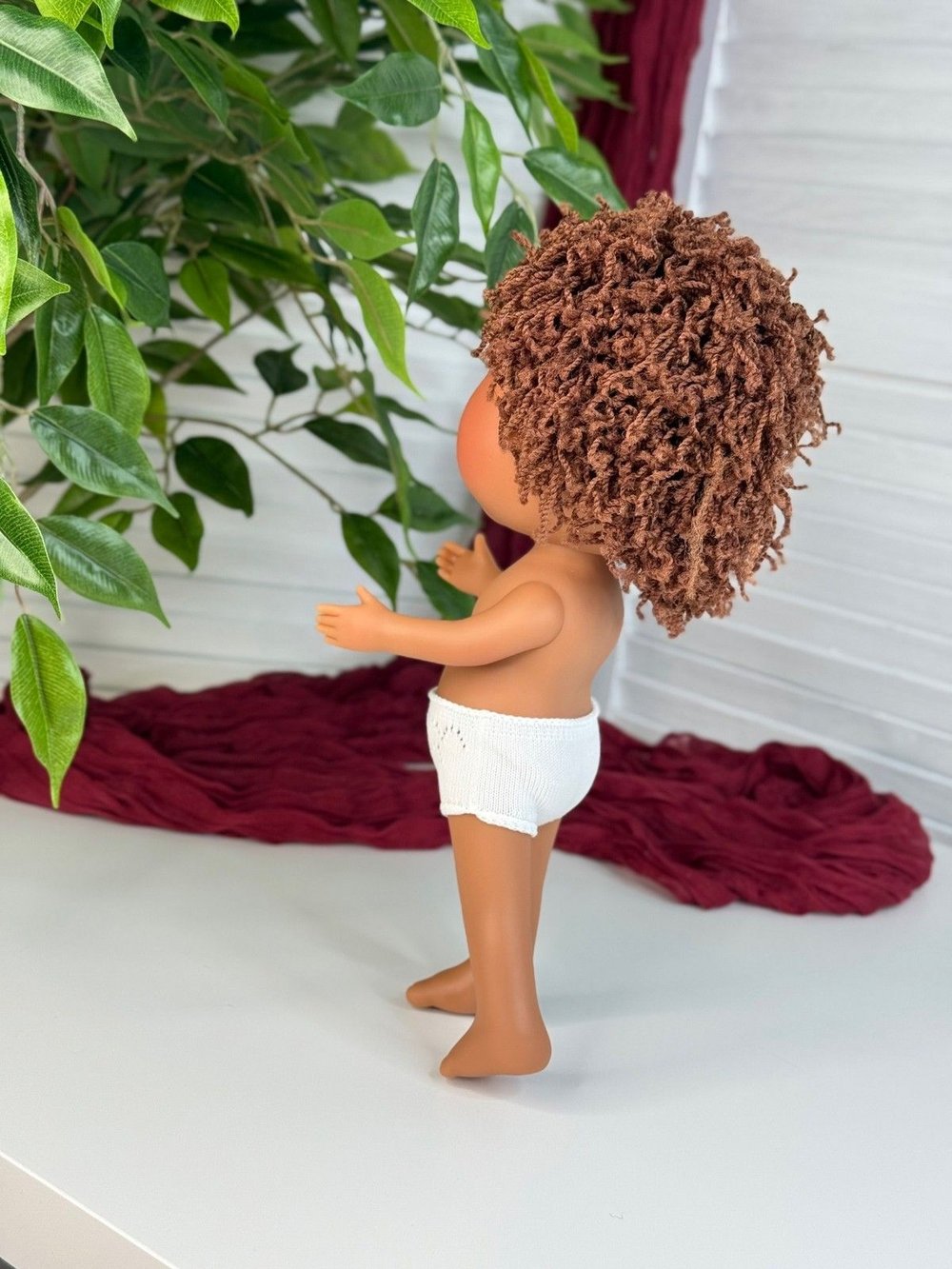 Кукла Nines виниловая 30см MIA LATINA без одежды (3000WL5A2)