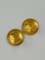 Клипсы с логотипом Chanel