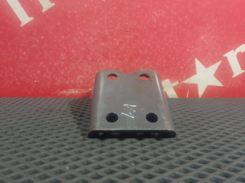 Кронштейн амортизатора заднего