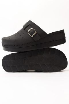 701 | "Aleksandra" | Черные женские медицинские сабо с закрытым носом