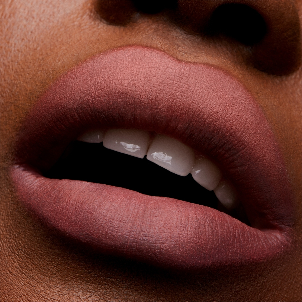 MAC Cosmetics Powder Kiss Lipstick - матовая помада, 3 g