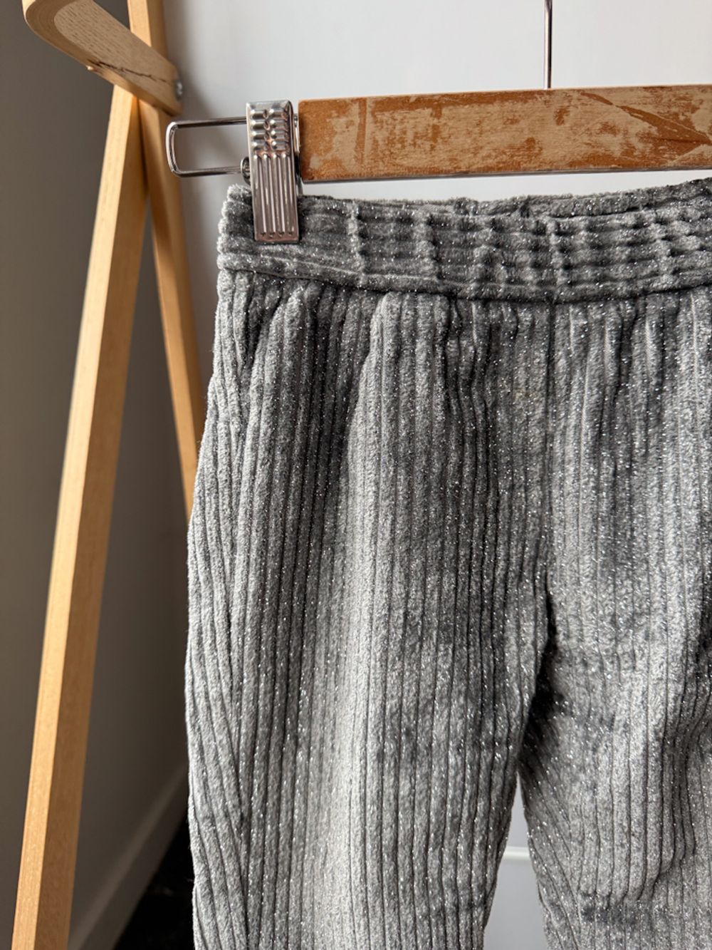 Новые вельветовые брюки Il Gufo, 92