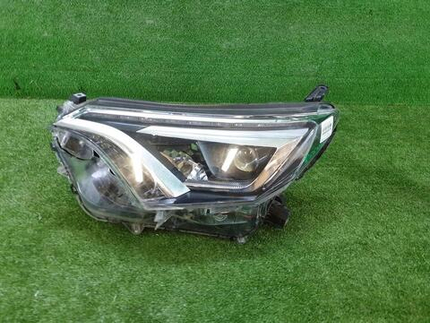 Битая Фара левая Toyota Rav 4 CA40 (2015-2019) LED