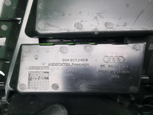 Решетка бампера правая Audi Q5 2 80A 17-20 S-line